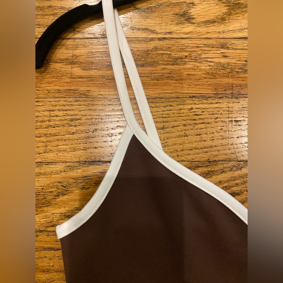 NWOT Abercrombie Notch Neck Brown Dress With White Piping And Slit - Picture 14 of 14